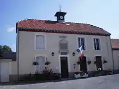 La mairie.