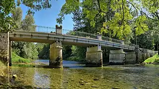 Le pont de Maisières.