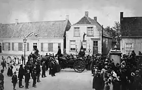 1. Groot-Zundert (Pays-Bas), le 30 mars 1853 (naissance)
