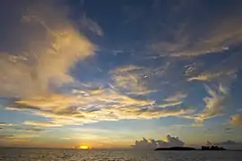 Coucher de Soleil sur l'atoll.