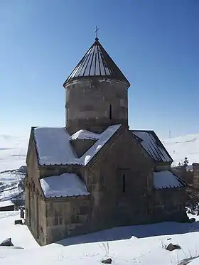 Makravank, Sourp Astvatsatsin, façade orientale.