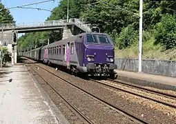 Passage d'un train Corail Intercités Le Havre-Paris en 2015.