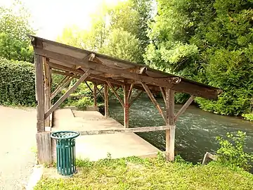 Le lavoir en 2014 avant restauration