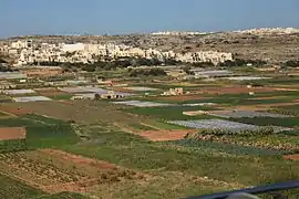 La ville de Manikata (Malte) a servi de décor à Lhazar.