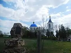 église st-John classée et le cimetière grec,