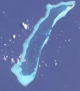 Image de Landsat 7 montrant l'atoll Mamakunudhoo.