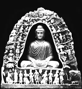 Vasudeva I :  Bouddha de Mamane Dheri, portant l'inscription "Année 89", probablement de l'ère Kanishka (216).