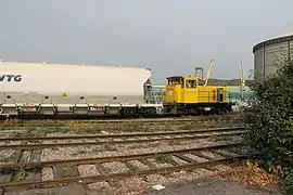 Manœuvre au terminal sucrier de la presqu'île Élie.