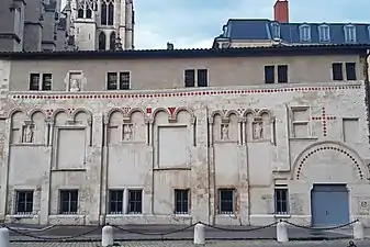 La Manécanterie, l'un des plus vieux monuments civils de Lyon.