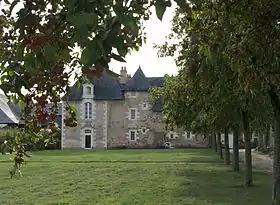 Façade du manoir côté jardin