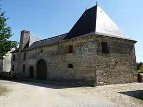 Manoir du Vieux Bourg (ou maison dite le château de Merdrignac)