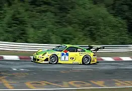 La 911 GT3 RSR (997) victorieuse des 24 Heures du Nürburgring en 2007.