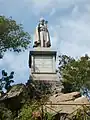 Monument de l'archevêque Manuel Vicuña Larrain.