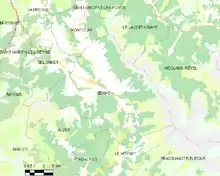  Carte élémentaire montrant les limites de la commune, les communes voisines, les zones de végétation et les routes