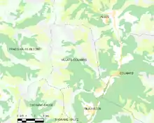  Carte élémentaire montrant les limites de la commune, les communes voisines, les zones de végétation et les routes