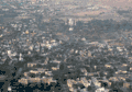 Vue aérienne d'Aurangabad. Au fond, l'ensemble de Bibi Ka Maqbara.
