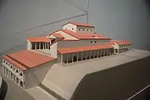 Maquette reconstituant un palais antique.