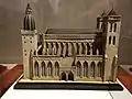 Maquette de la cathédrale d'Avranches, réalisée en carton découpé au XIXe siècle, vue nord.