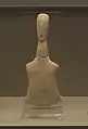 Figurine féminine cycladique. Marbre. Musée national archéologique d'Athènes