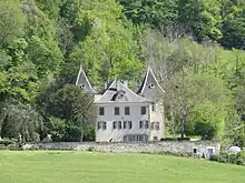 Photographie en couleurs du Château de Pieuillet.