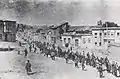Déportation de la population arménienne de la ville de Harpout (Elazig) par les soldats ottomans, avril 1915