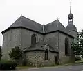 L'église paroissiale Saint-Ouen : vue extérieure d'ensemble.