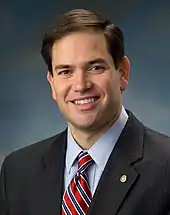 Marco Rubio, sénateur de la Floride depuis 2011. Il entre dans la course le 13 avril 2015 et s'en retire le 15 mars 2016.
