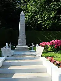 Le monument aux morts (Maresquel).