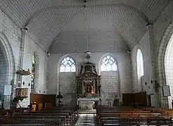 La nef de l'église Saint-Laurent.