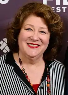 Margo Martindale dans le rôle de Lucianne Goldberg