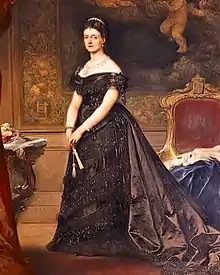 Portrait huile sur toile de la reine en robe d'apparat noire, tenant un éventail