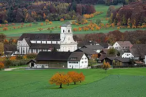 L'abbaye bénédictine N.-D. de la Pierre, Suisse.