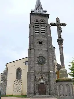 Église Saint-Étienne de Maringues