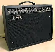 Ampli Mesa Boogie Mark IV (1990).