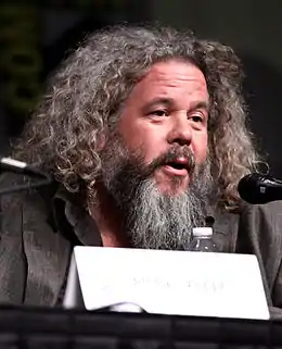 Mark Boone Junior dans le rôle de Robert « Bobby Elvis » Munson.