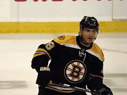 Photographie de Mark Recchi dans le maillot des Bruins de Boston