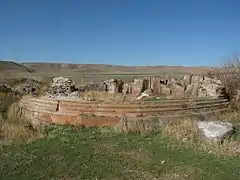 Ruines de l'église circulaire.