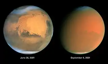 Photomontage de la planète Mars avant (à gauche) et pendant (à droite) la grande tempête de 2001.