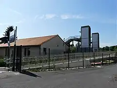 Accès piétons, côté nord de la gare.