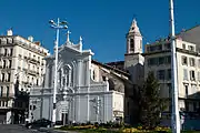 Église Saint-Ferréol les Augustins, dont la façade est reconstruite en 1874 dans un style néo-classique