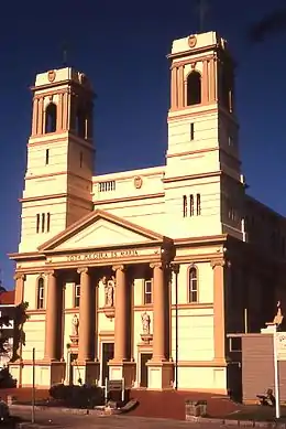 Église à Sydney; Style Fédération académique classique