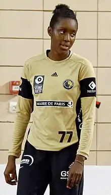 Maryam Garba en septembre 2016sous le maillot d'Issy Paris Hand.