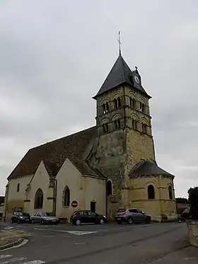 L'église Saint-André en octobre 2013.