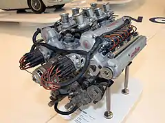 Moteur V8 4,5 L de 400 chevaux Maserati 450S