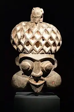 Masque royal kuk (Cameroun).