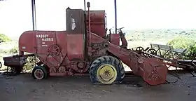 Massey Harris 890