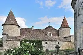 Château de Matecoulon, la façade ouest.