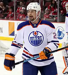 Description de l'image Matt Hendricks - Edmonton Oilers.jpg.