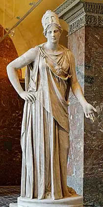 Athéna dite « Athéna Mattéi », musée du Louvre (inv. MA 530) copie de l'Athéna en bronze du Pirée (musée archéologique du Pirée, inv. 4646).