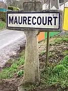 Ancien panneau à l'entrée du village sur la route de l'Hautil.